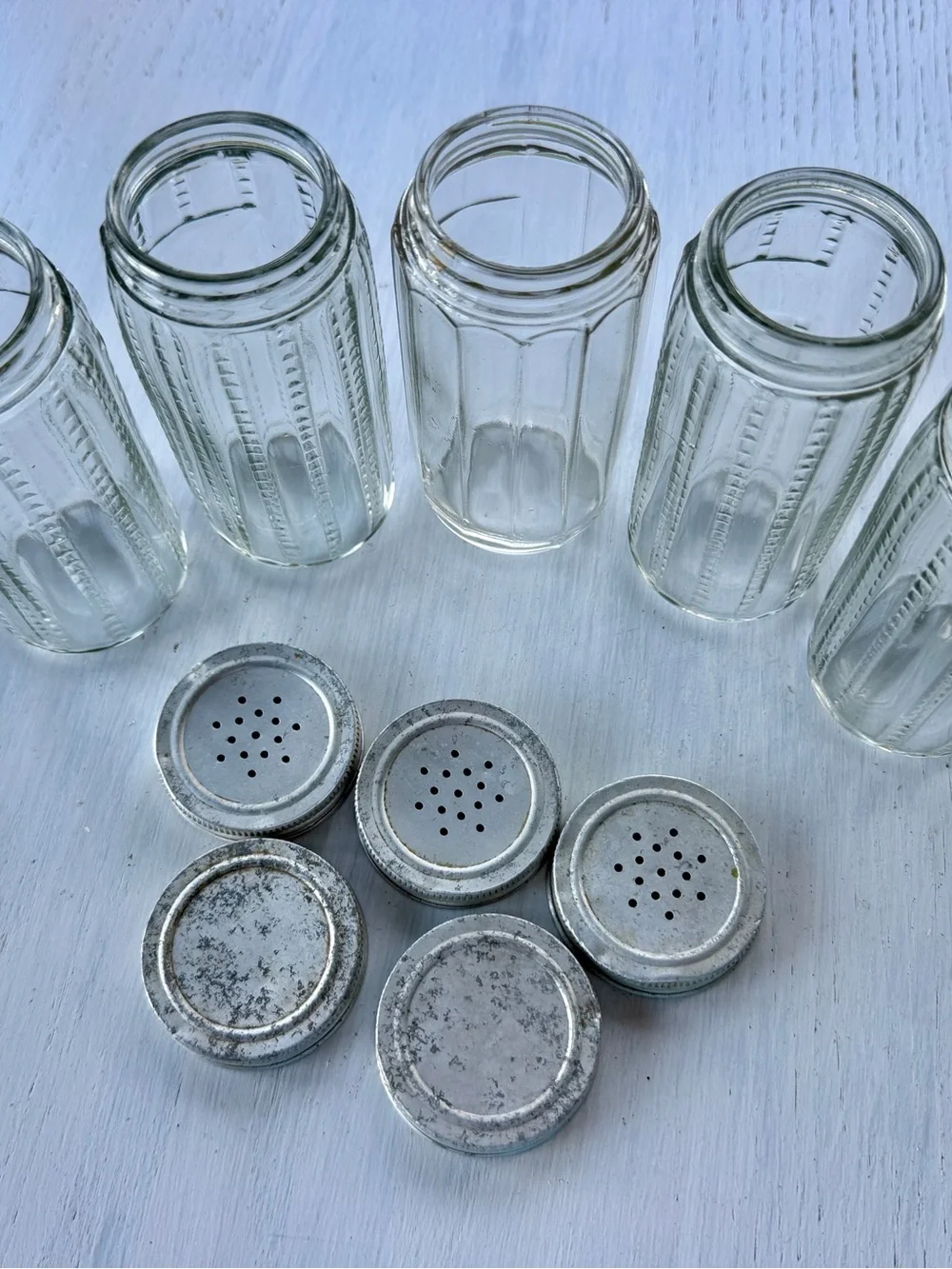 VINTAGE, SET/5, HOOSIER CABINET CLEAR GLASS SPICE JARS